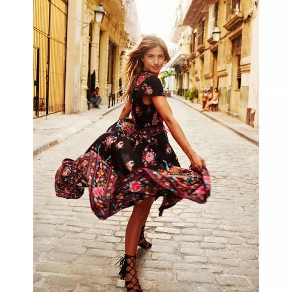 NWOT Beach/Party Dress - Picture 3 of 6